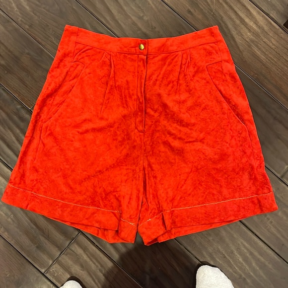 Velvet short - Picture 2 of 4